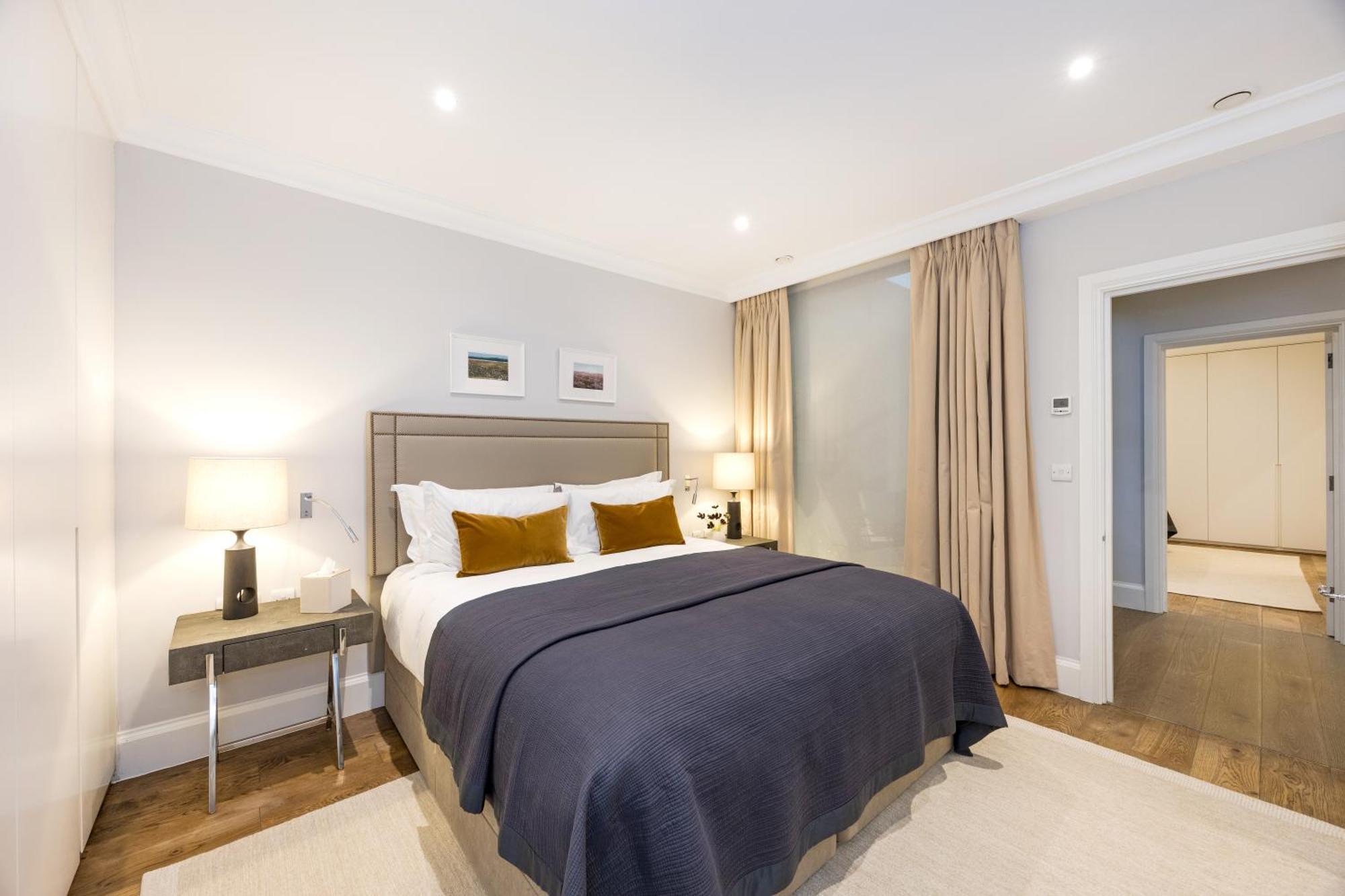 Buckingham & Lloyds Knightsbridge Aparthotel Лондон Екстериор снимка